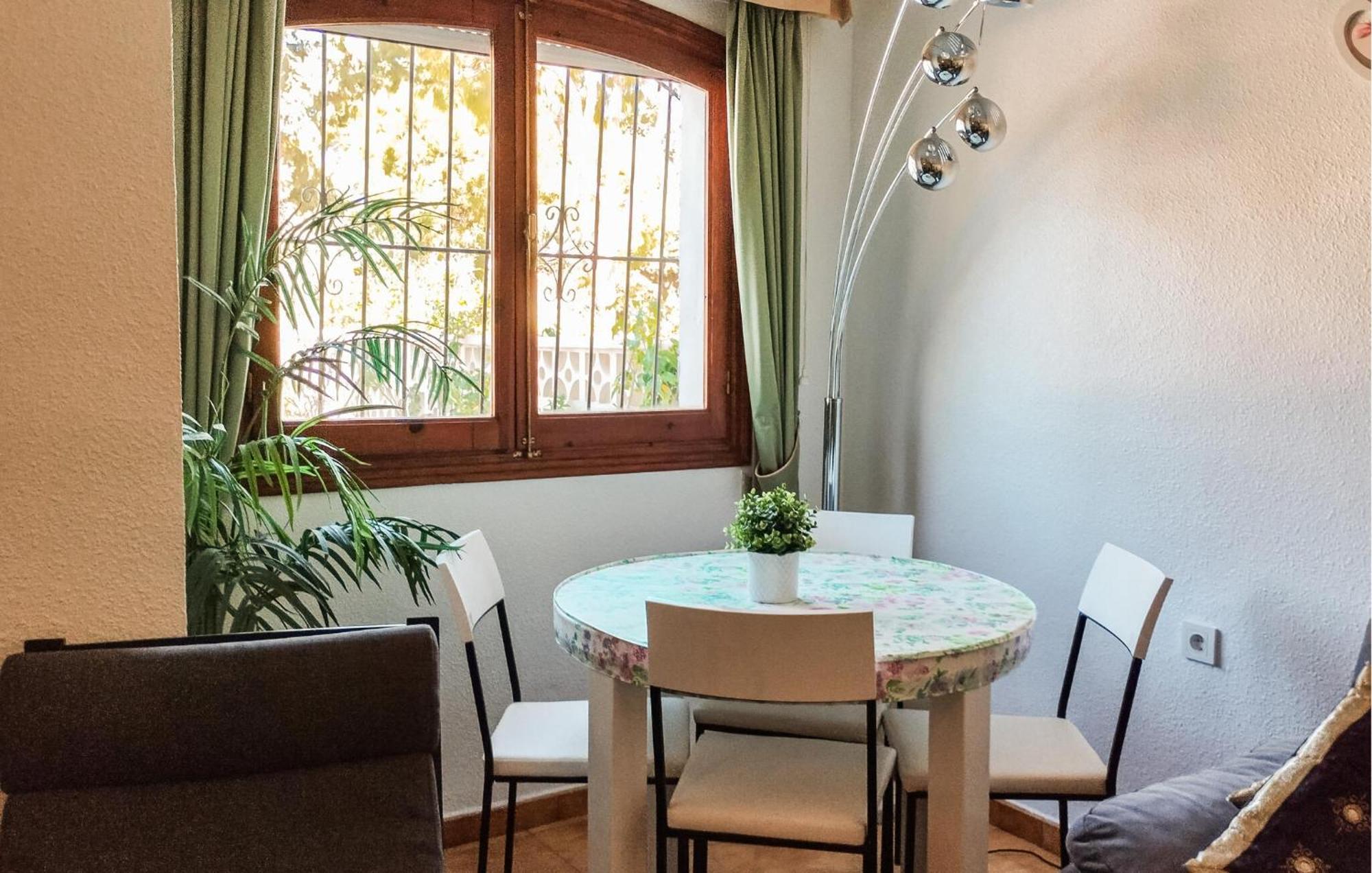 Cozy Home In Orihuela Costa With Kitchen Dehesa de Campoamor  외부 사진